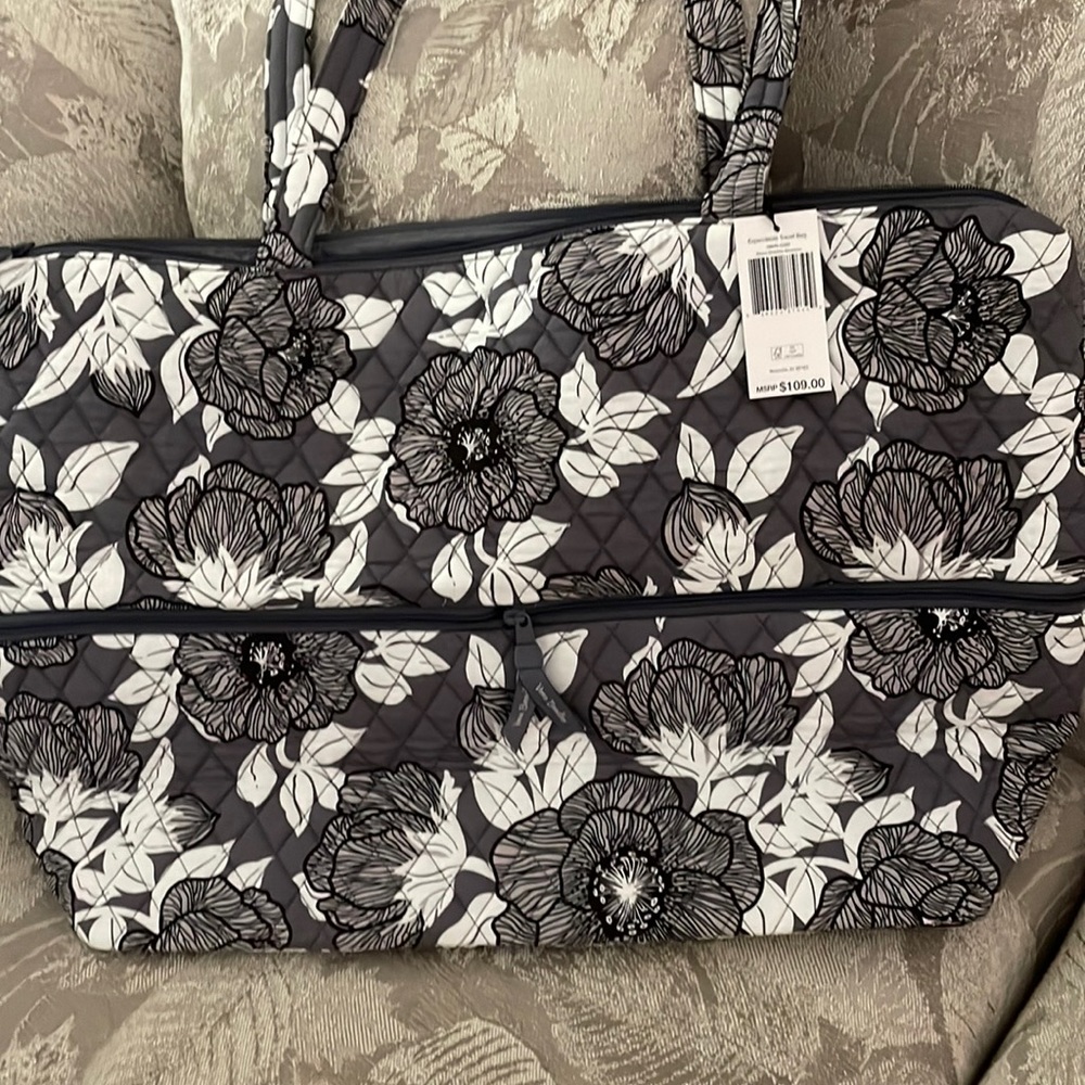 Vera Bradley Tote expandable Bag for travel.  Moon Shadow Meadow